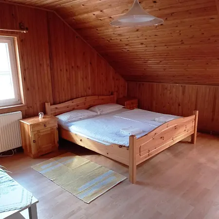 Apartment Weintraube Rohr im Gebirge Exterior photo